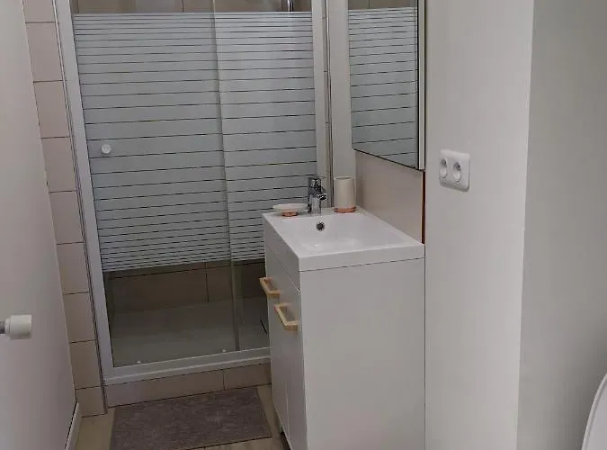 Superbe T2 Proche Des Plages Et Des Commerces * Hyères